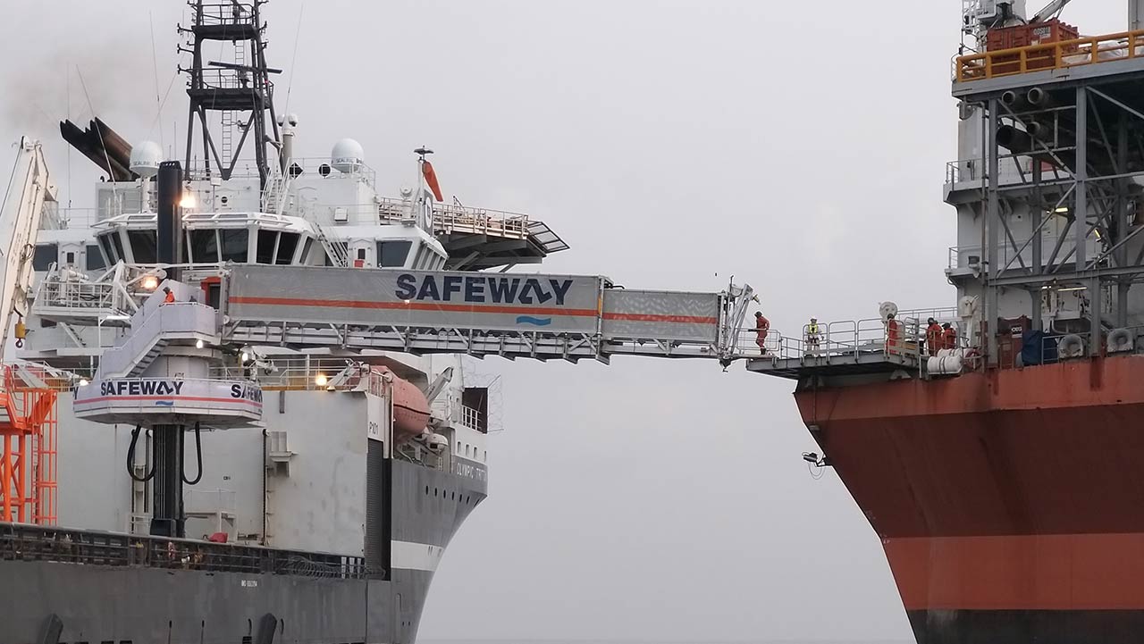 Safeway gangway in action between landing points